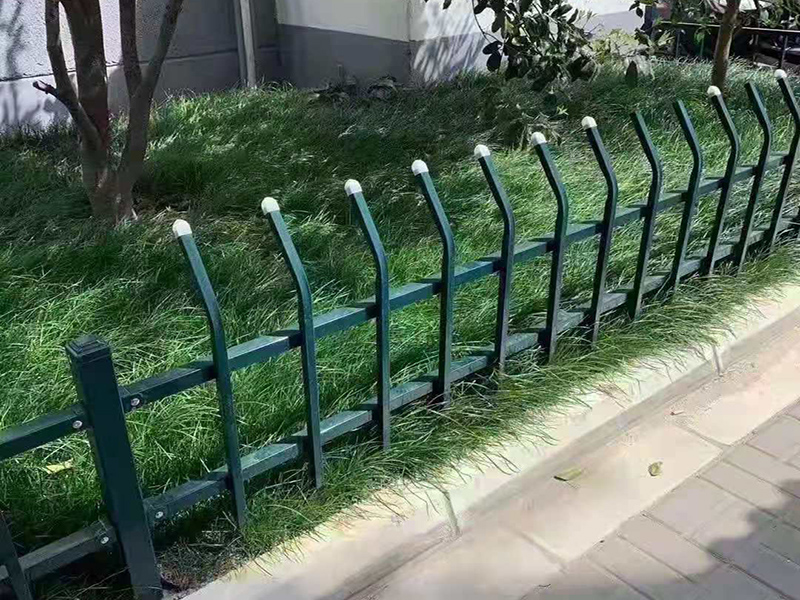 lawn fence